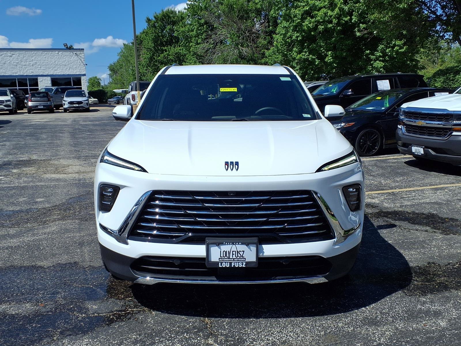 Used 2025 Buick Enclave Preferred FWD image 34