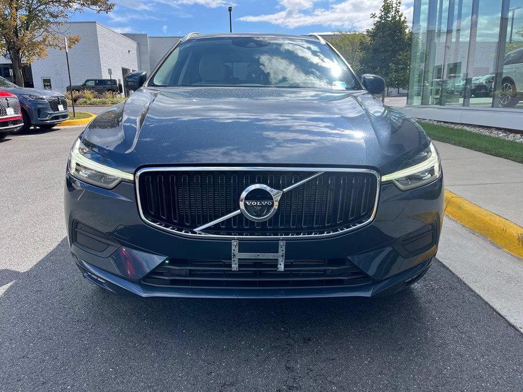 Used 2021 Volvo XC60 T5 Momentum w/ Advanced Package AWD/4WD image 2