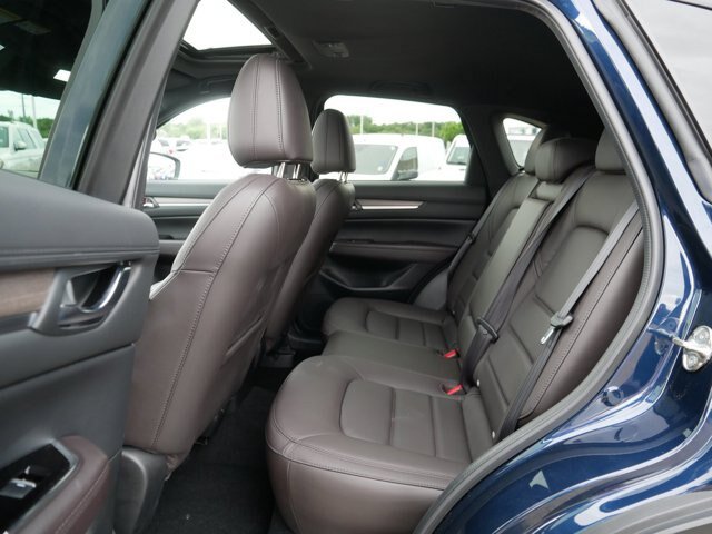 Used 2020 MAZDA CX-5 Signature AWD/4WD image 16
