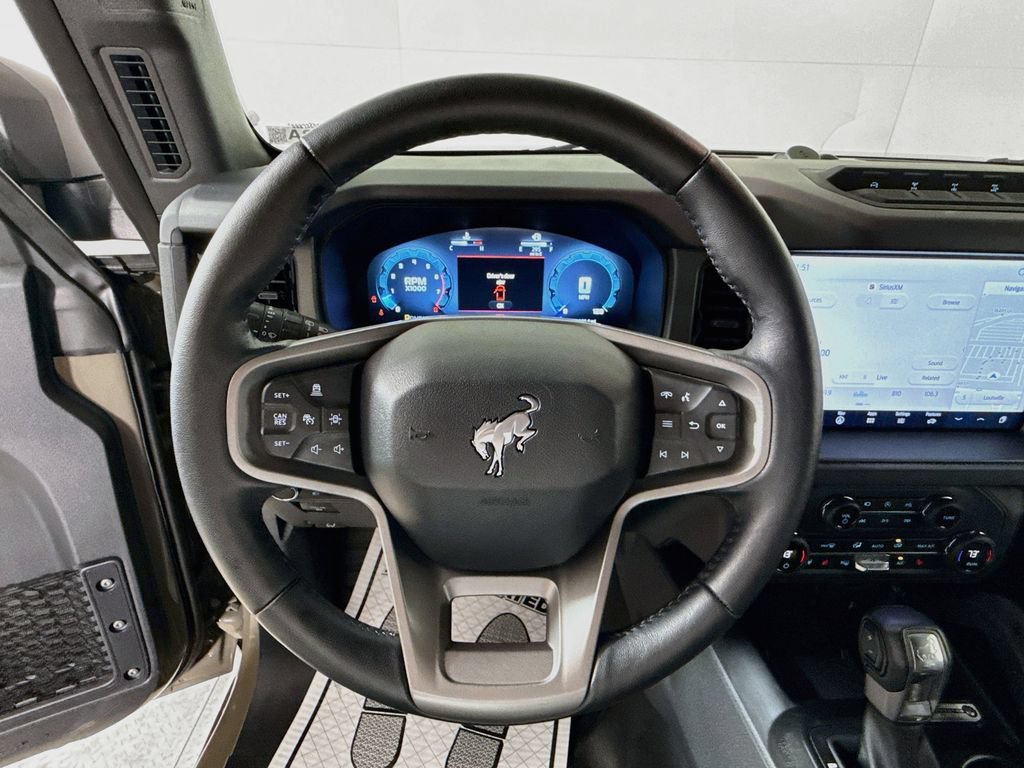 Certified 2025 Ford Bronco Badlands AWD/4WD image 16