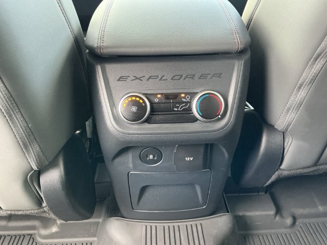 Certified 2025 Ford Explorer Active w/ Active Comfort Package AWD/4WD image 29