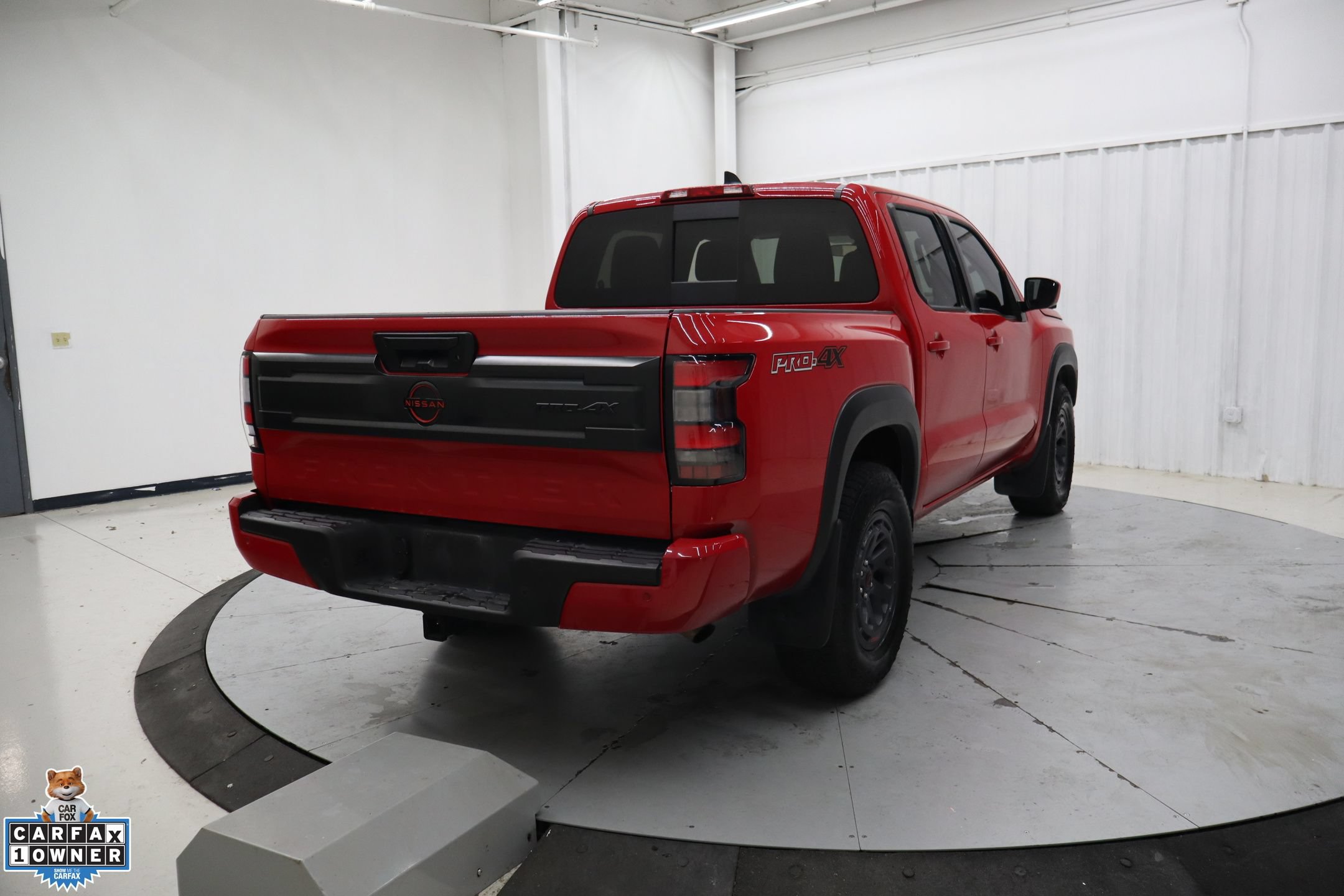 Used 2025 Nissan Frontier PRO-4X w/ Pro Convenience Package AWD/4WD image 3