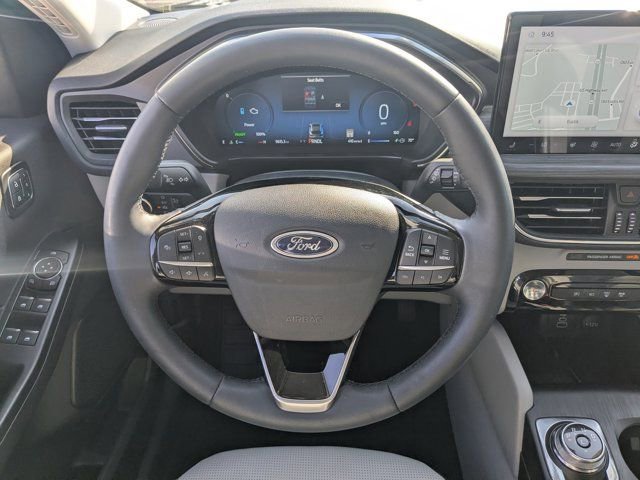 Certified 2024 Ford Escape Platinum image 17