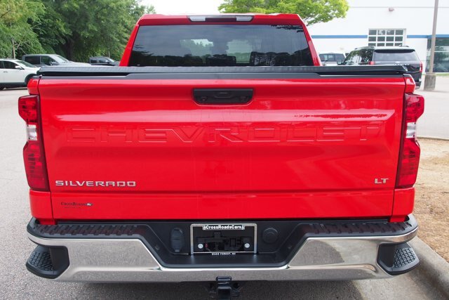 Used 2023 Chevrolet Silverado 1500 LT AWD/4WD image 6