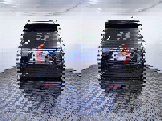 Certified 2025 Ford Expedition Active image 3