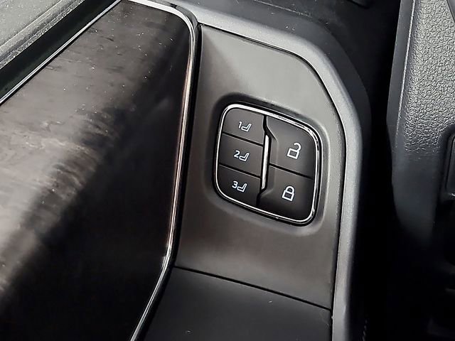 Certified 2023 Ford F150 Lariat w/ Equipment Group 502A High image 28