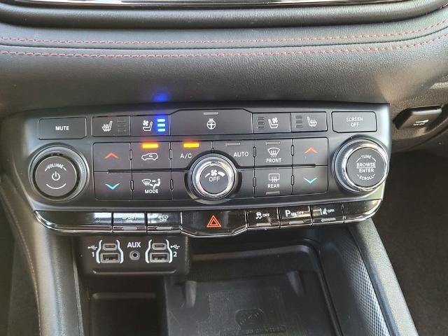 Used 2022 Dodge Durango R/T AWD/4WD image 21
