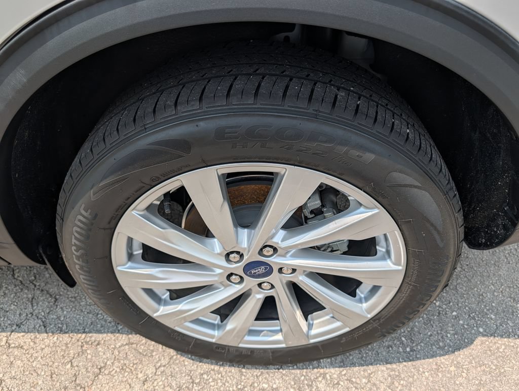 Certified 2021 Ford Escape Titanium w/ Titanium Elite Package AWD/4WD image 37