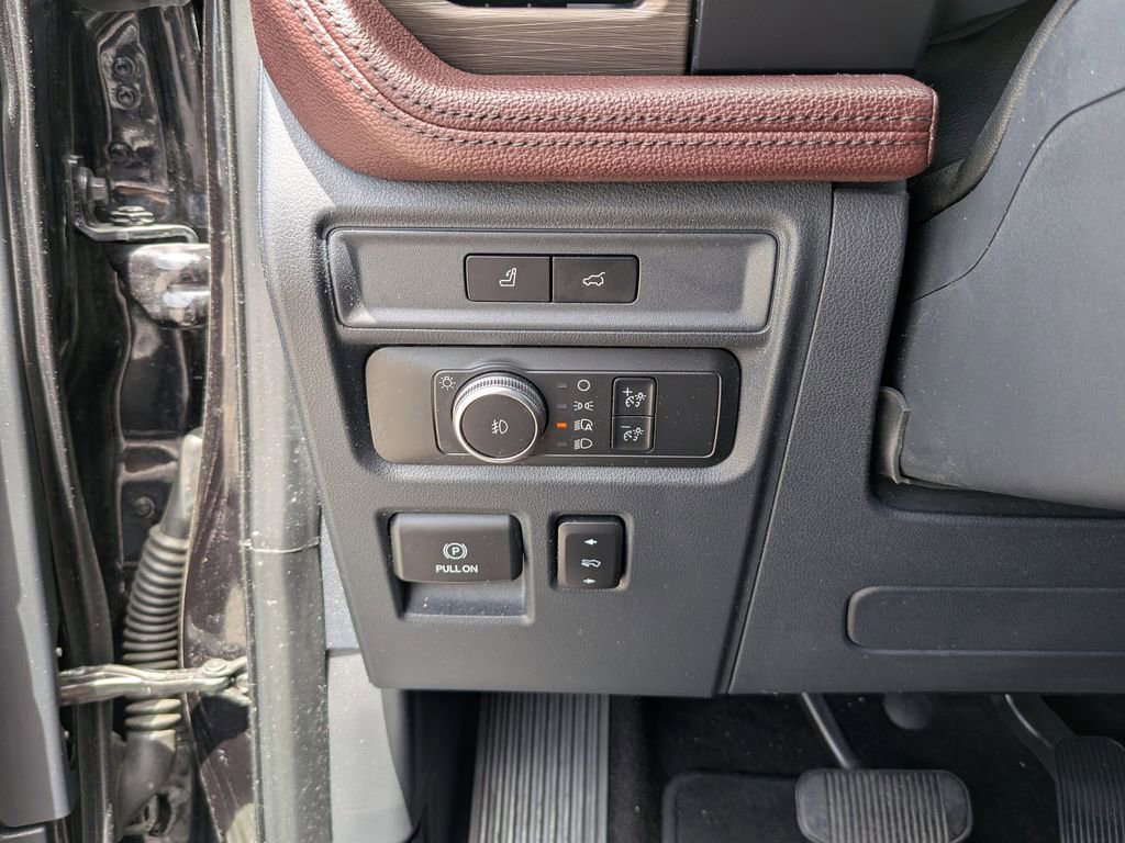 Certified 2022 Ford Expedition Max Limited image 27