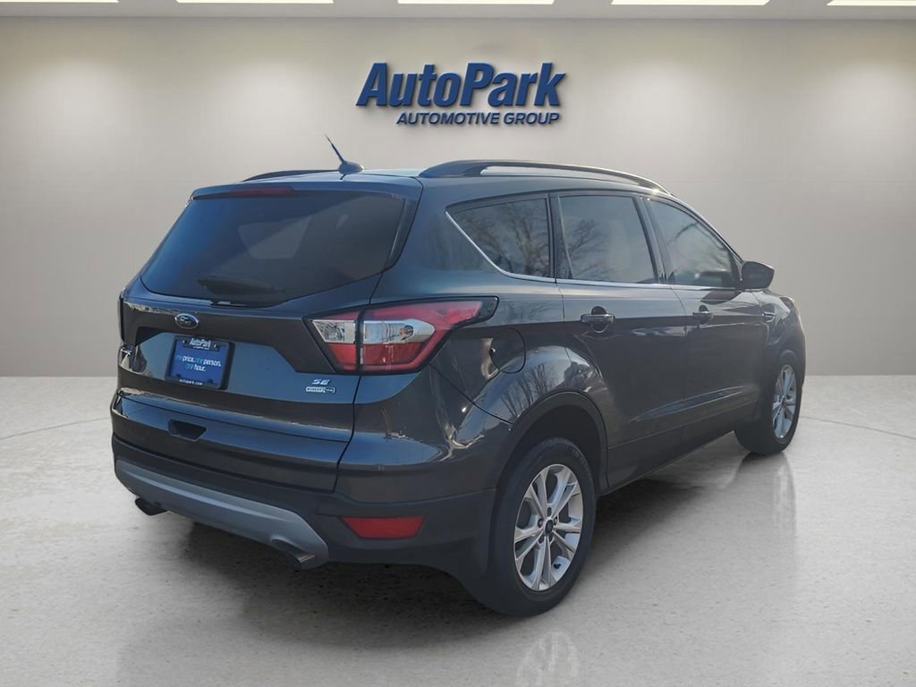 Certified 2018 Ford Escape SE image 5