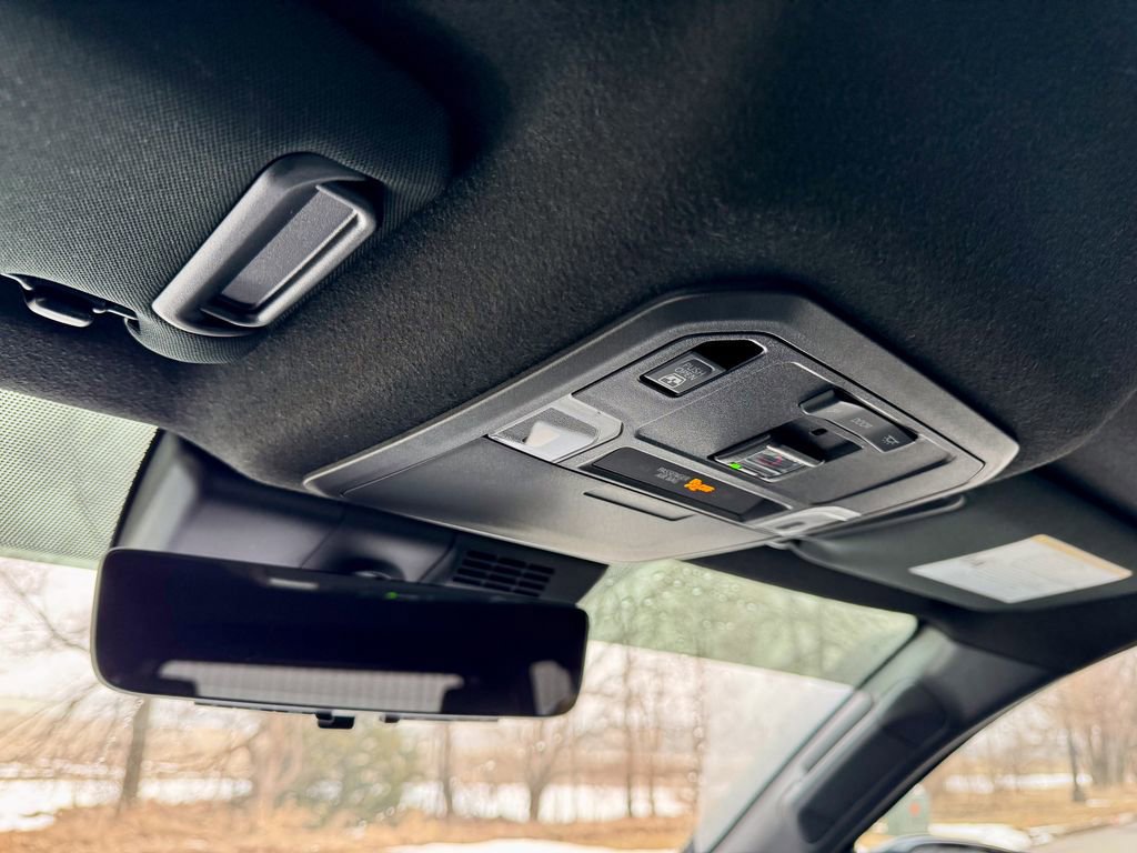 Used 2025 Toyota 4Runner Trailhunter image 29