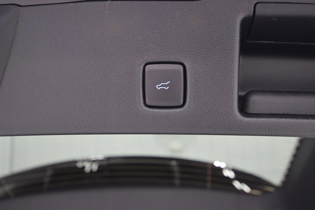 Certified 2024 Ford Escape SE image 44