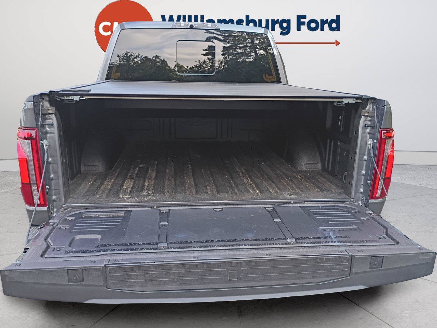 Certified 2025 Ford F150 Raptor w/ Equipment Group 803A Raptor R AWD/4WD image 20