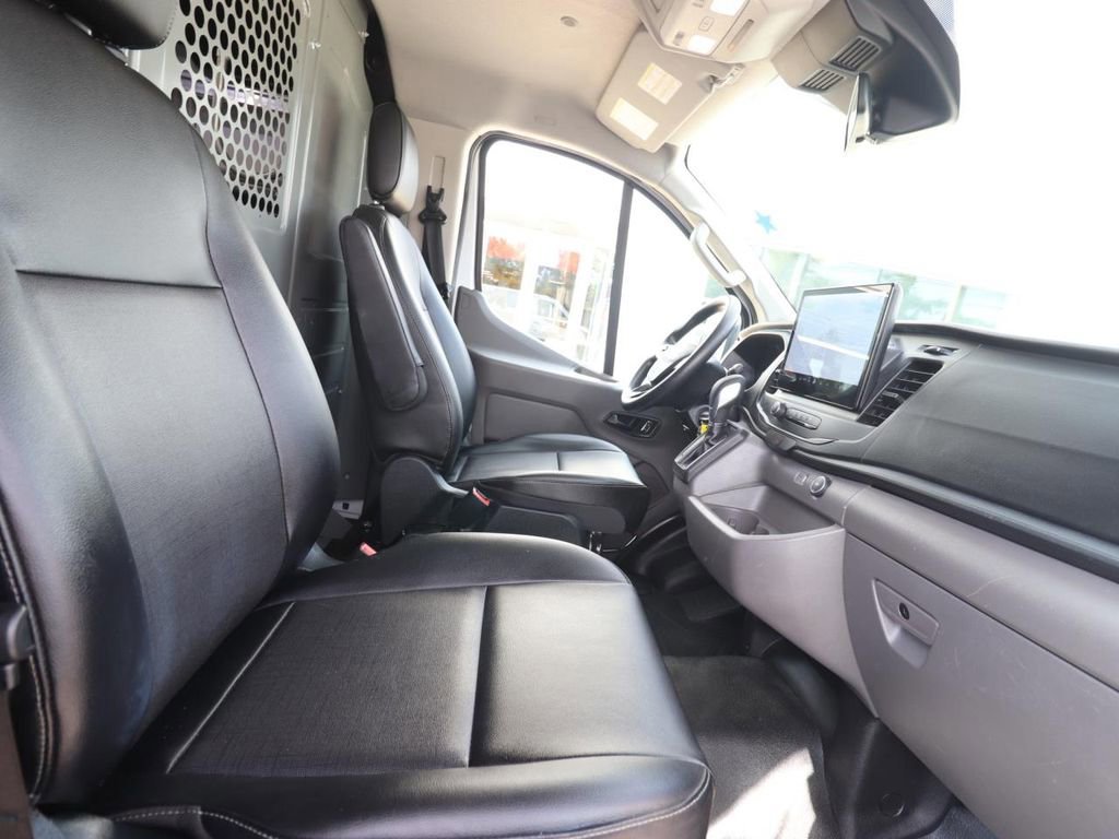 Certified 2023 Ford Transit 150 Low Roof RWD image 22