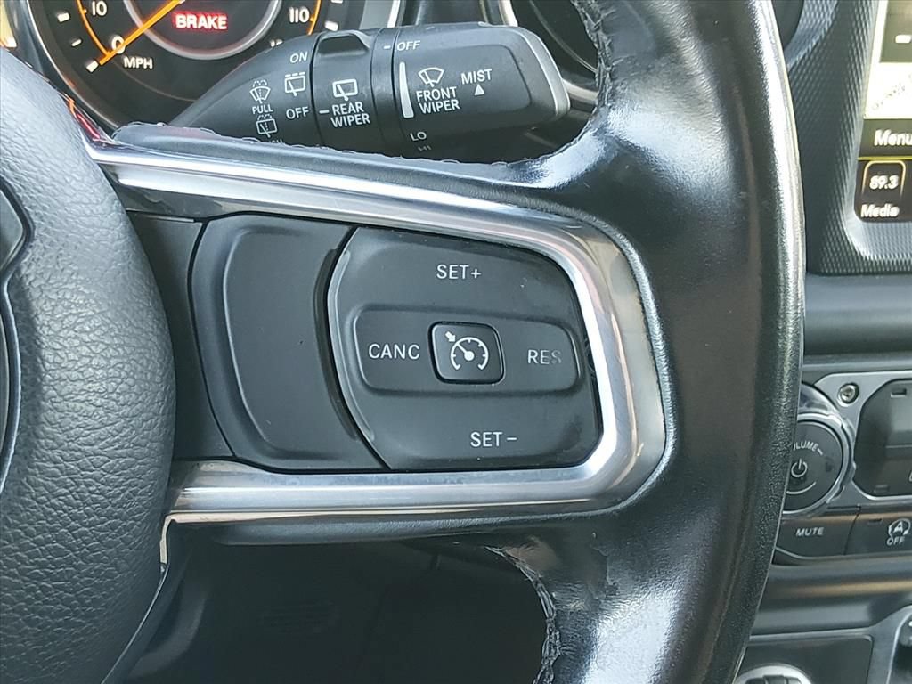 Used 2022 Jeep Wrangler Unlimited Sahara AWD/4WD image 23