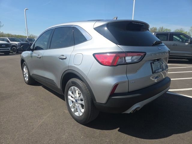 Certified 2022 Ford Escape SE AWD/4WD image 3
