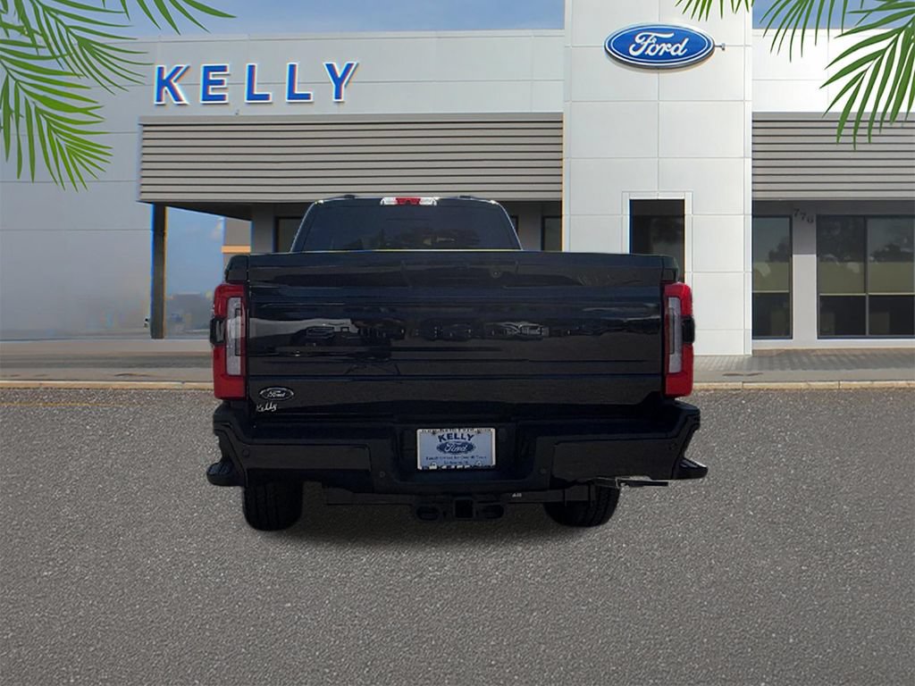 Certified 2025 Ford F250 Platinum w/ FX4 Off-Road Package AWD/4WD image 4
