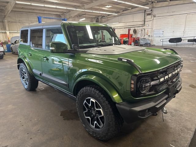 Certified 2023 Ford Bronco Outer Banks image 2