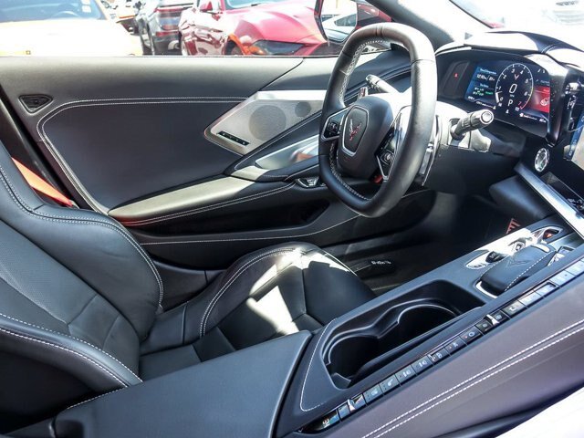 Used 2024 Chevrolet Corvette Stingray Preferred Cpe w/ Z51 Performance Package RWD image 32