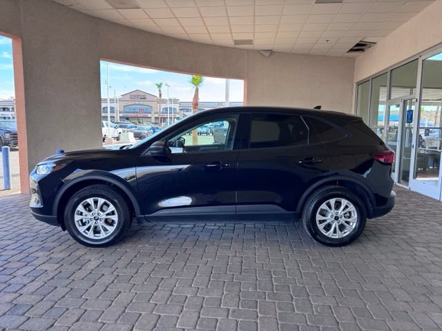 Certified 2025 Ford Escape Active AWD/4WD image 2