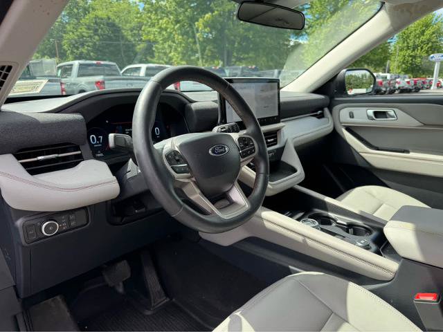 Certified 2025 Ford Explorer Active w/ Active Comfort Package AWD/4WD image 17