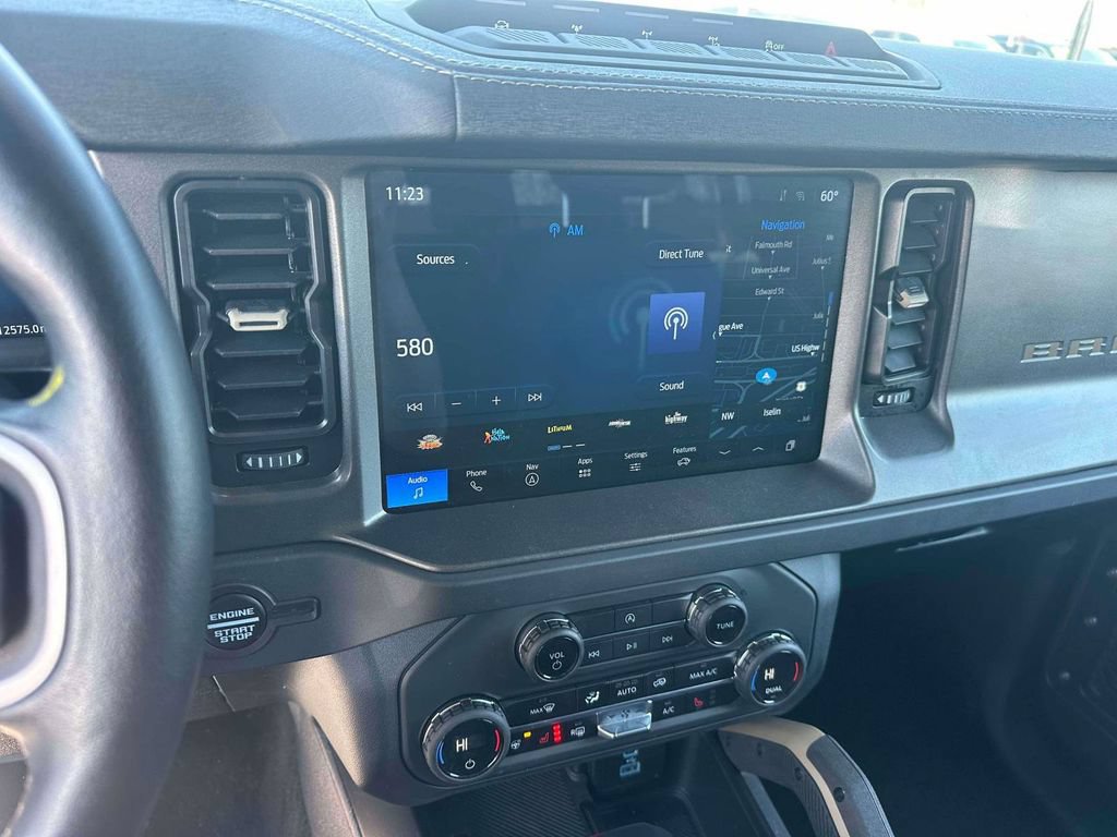 Certified 2025 Ford Bronco Badlands AWD/4WD image 28