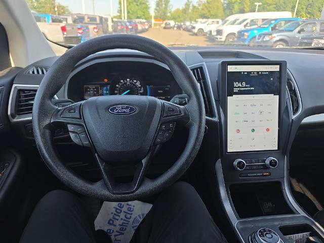 Certified 2022 Ford Edge SE w/ Black Appearance Package AWD/4WD image 24