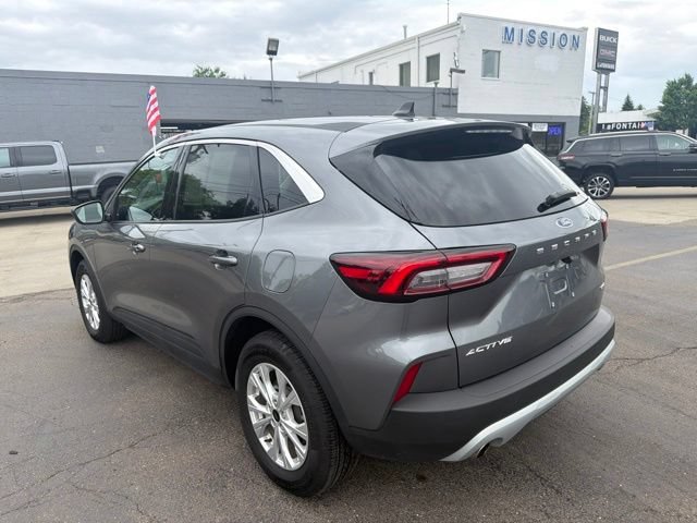Certified 2024 Ford Escape Active AWD/4WD image 5