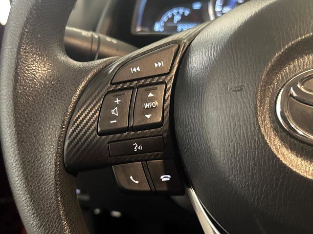 Used 2017 Toyota Yaris iA image 18