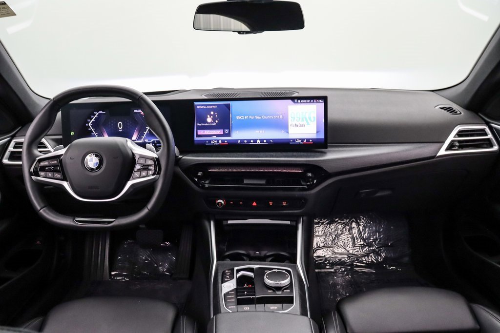 Used 2025 BMW 430i Convertible w/ Premium Package image 17