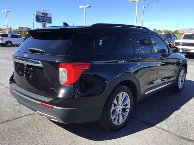 Certified 2023 Ford Explorer XLT w/ Equipment Group 202A RWD image 4