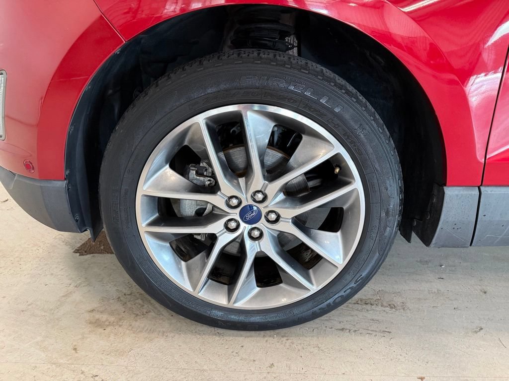 Certified 2017 Ford Edge Titanium w/ Equipment Group 302A FWD image 36