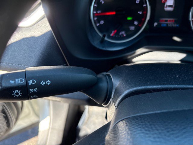 Used 2021 Toyota RAV4 LE AWD/4WD image 16