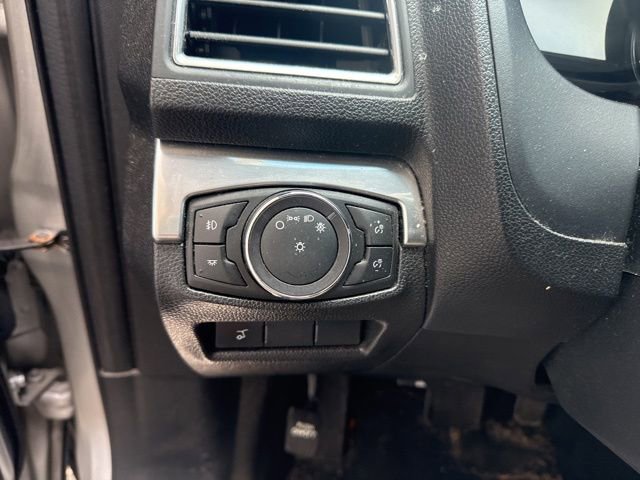 Certified 2018 Ford Explorer Limited FWD image 17