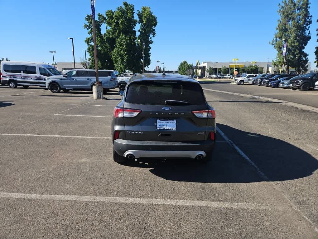 Certified 2020 Ford Escape Titanium AWD/4WD image 6