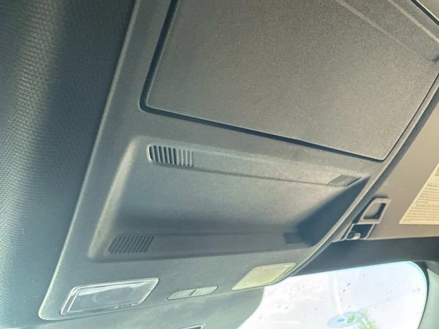 Certified 2025 Ford Escape ST-Line Select image 27