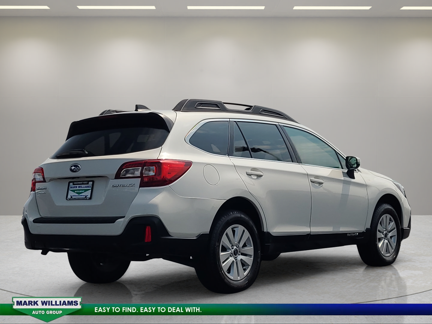 Used 2018 Subaru Outback 2.5i Premium AWD/4WD image 4