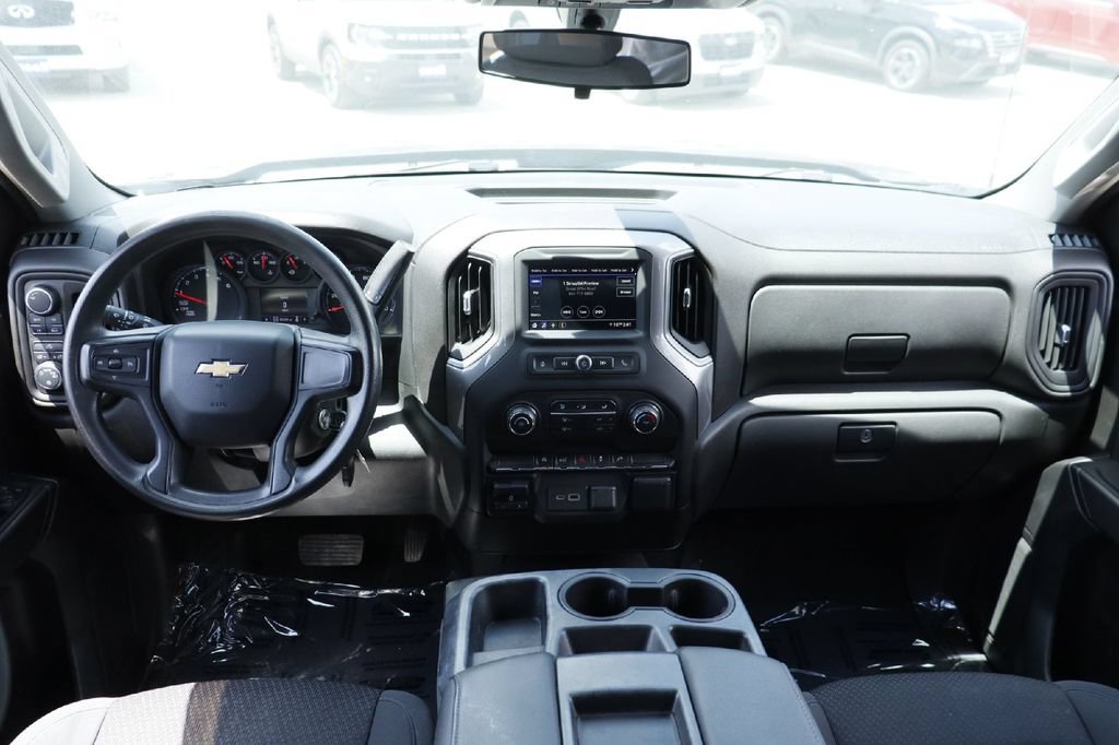Used 2021 Chevrolet Silverado 1500 Custom AWD/4WD image 19