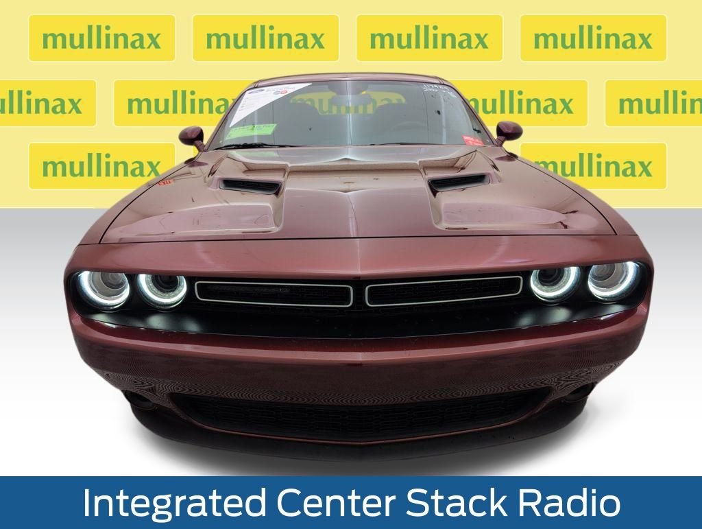 Used 2022 Dodge Challenger SXT image 15