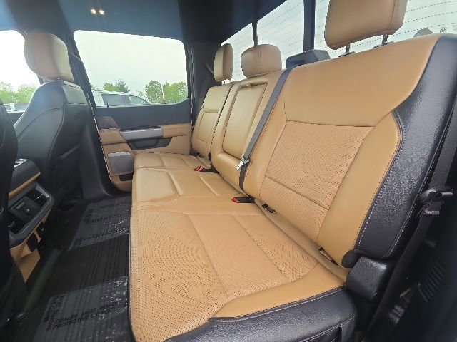 Certified 2024 Ford F350 Lariat w/ Lariat Ultimate Package AWD/4WD image 17