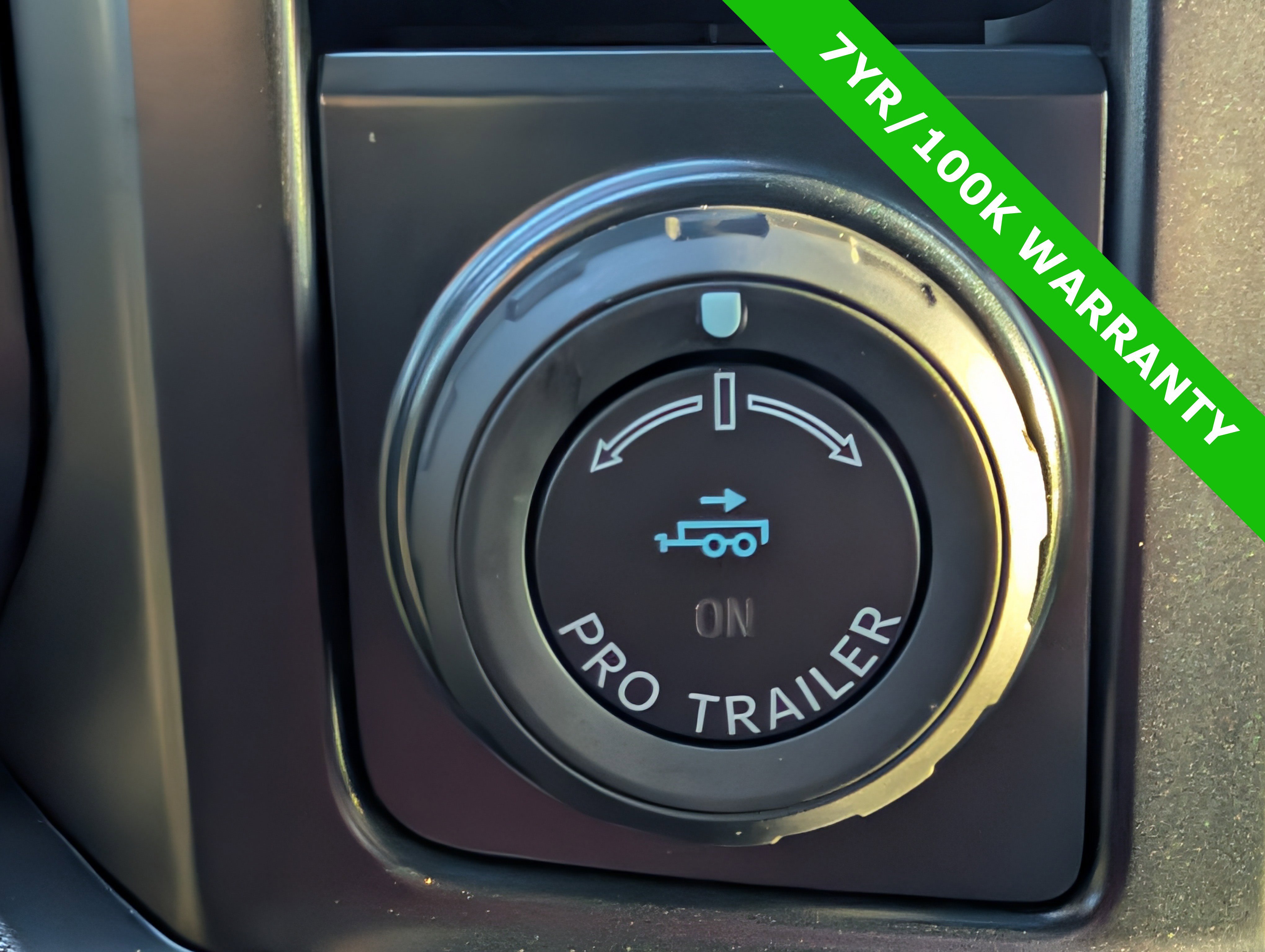 Certified 2025 Ford F350 Platinum image 33