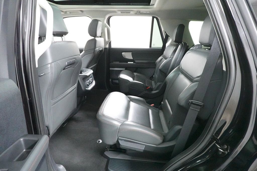 Certified 2025 Ford Expedition Active AWD/4WD image 29
