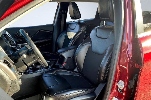 Used 2021 Jeep Cherokee Latitude Plus w/ Sun & Sound Group image 28