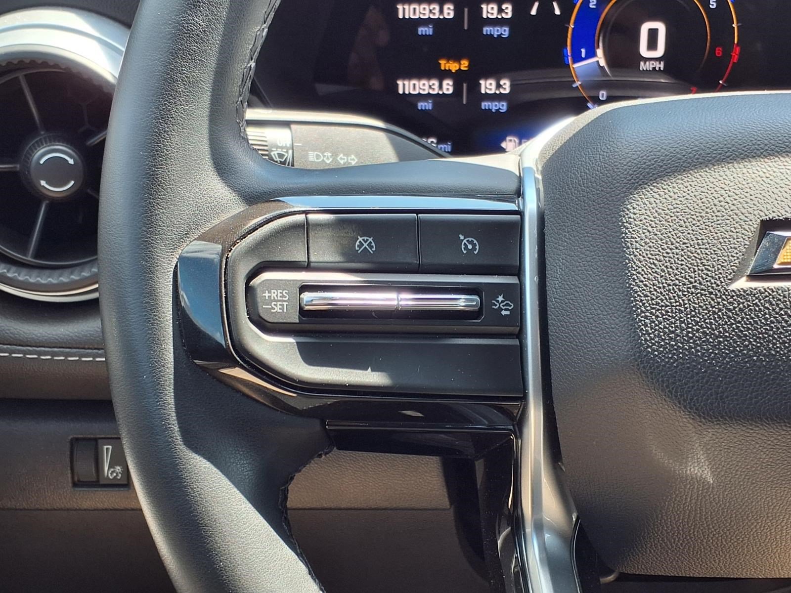 Used 2025 Chevrolet Colorado LT RWD image 21