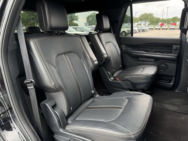 Certified 2023 Ford Expedition Platinum image 32