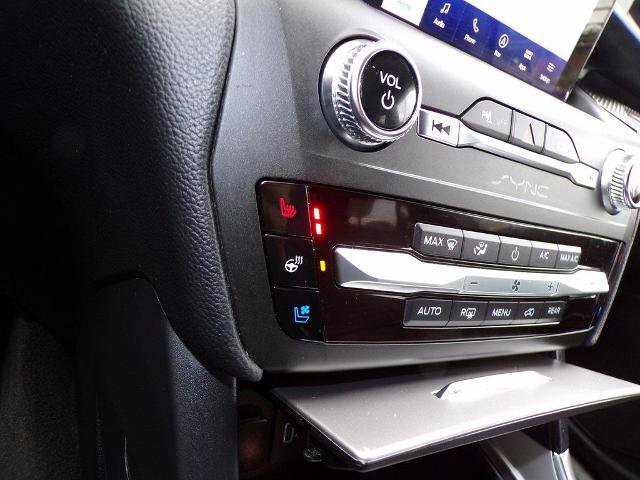 Certified 2020 Ford Explorer ST w/ Premium Technology Package image 19