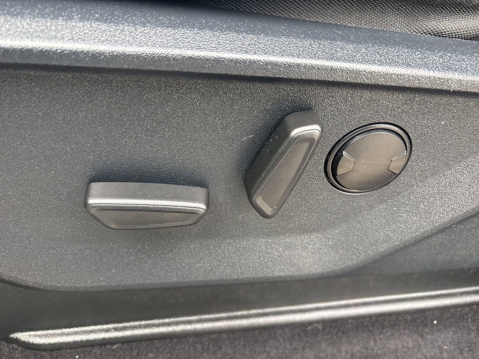 Certified 2023 Ford F150 XLT image 17