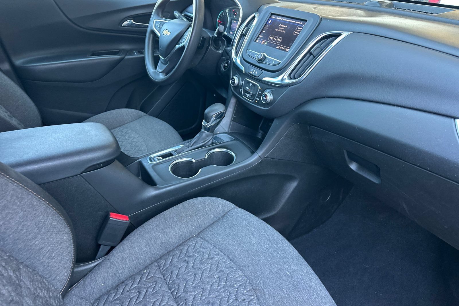 Used 2022 Chevrolet Equinox LT FWD image 15