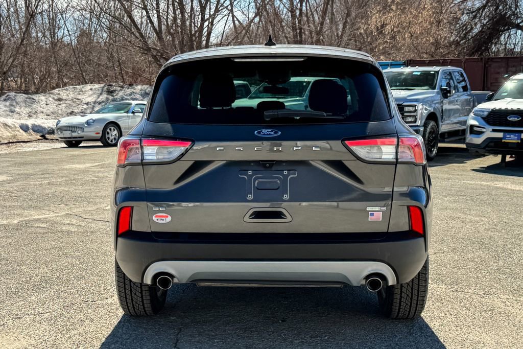 Certified 2020 Ford Escape SE image 4