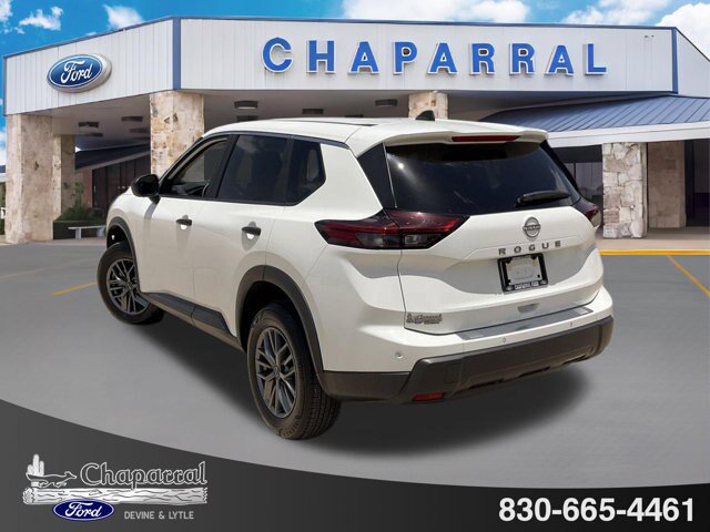 Used 2024 Nissan Rogue S FWD image 4